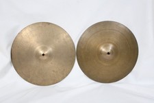 Vintage A. Zildjian mismatched hi-hat  2 Cymbal From different eras 945g & 780g picture
