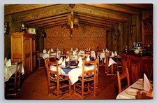 Vintage CHEZ LES FILLES DU ROY Restaurant Montreal Quebec Postcard UNIC picture