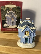 Hallmark Keepsake Ornament The Night Before Christmas Windup Music & Motion 1997 picture