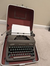 Vintage Royal Quiet Deluxe Typewriter W Case De Luxe Manual Portable 50s Brown  picture