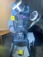 EDWARD SEGAL Grommet Machine 2KGW-E - USED Working - Takes #2 Grommets picture