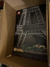 LEGO Icons 10307 Eiffel Tower New Sealed 10001 Pieces 149cm Tall picture