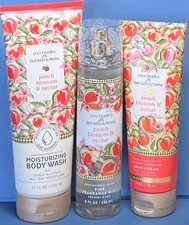 *NEW* VERA BRADLEY ~ PEACH BLOSSOM & NECTAR~ 3PC GIFT SET ~ Bath & Body Works picture
