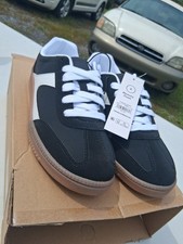 New No Boundaries Sneakers, Lace Up Sporty Shoes Black/White Women's Size US 8 picture