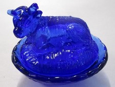 VINTAGE MOSSER COBALT BLUE COW NESTING CROSS HATCH NEST picture