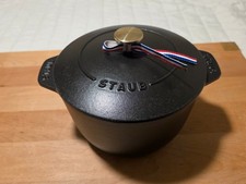 Staub Cast Iron 3 1/4 qt, Petite French Oven, Black picture