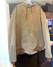 Vintage Carhartt J68CHT quilted flannel-lined jacket. Discontinued “Chestnut” picture