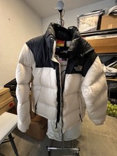 The North Face Gardenia White 1996 Retro Nuptse Pride 700 Down Men’s S picture