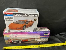 Monogram Lamborghini Diablo VT model kit w/ Revell Fruehauf Tanker lot picture