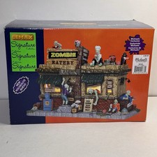 Spooky Town Zombie Eatery 45673 / Lemax 2020 picture