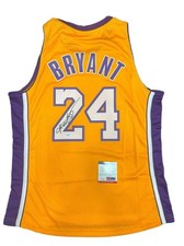 Signed Yellow Jersey NBA Kobe Bryant Lakers Jersey PSA/DNA Authenticated picture