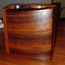 Vintage Peter Bloch Handcrafted Dual Pen Holder – Padauk & Mahogany MCM- NH. USA picture