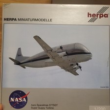 Herpa Wings NASA Aero Spacelines 377SGT Super Guppy Turbine N941NA 1:200, 553179 picture