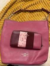 Coach Pink Pebbled Leather Hobo Shoulder Bag Purse + Matching Wallet Set picture