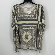 Oddy Womens Cream Printed Short Sleeve Size S/M NWT picture