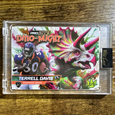 Wild Card 2025 Pro-Look Dino-Might Terrell Davis Illumination 2/3 picture