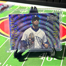1997 Fleer/SkyBox Metal Universe Ken Griffey Jr Mariners Magnetic Field  picture