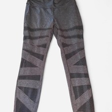 Lululemon Women's Grey Leggings picture