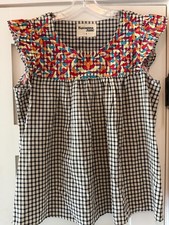 Savanna Jane Blouse embroidered w/ cap sleeves Sz Small picture