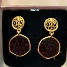 Vintage Signed Sarah Coventry 1974 Taste Of Honey Gold Tone Clip Earrings w/Box picture