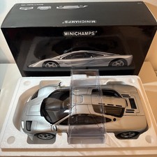 Minichamps 1:12 McLaren F1 Roadcar In Silver BOXED picture