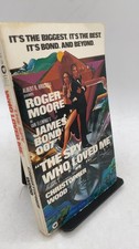 The Spy Who Loved Me Christopher Wood Paperback First Printing 1977 picture