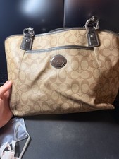 Coach Peyton Signature Shoulder Tote Bag (Style F19816) picture