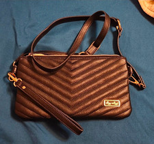 Itzy Ritzy Black Quilted Chevron Crossbody Wristlet Handbag Gold Hardware picture