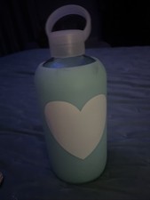 BKR Rare Heart Collection  32oz Glass Silicone Bottle Aqua With White Heart NWOT picture