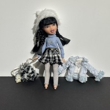 Vintage 2001 MGA Bratz Wintertime Wonderland Jade Doll - Partially Complete Set picture