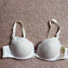La Rocher Elegant White Lace Bra Vintage picture