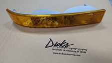 03-24 Chevrolet Express Van OEM Right Passenger Side Marker Amber Turn Signal picture