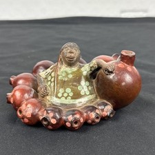 Vintage Chulucanas Peruvian Pottery Woman Surrounded By 11 Jugs Signed picture