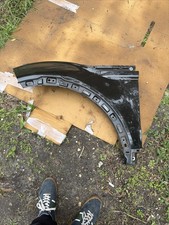 12-19 RANGE ROVER EVOQUE L538 FRONT LEFT DRIVER FENDER P/c LRC820 (Black) picture