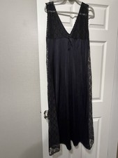 Vintage Brunette Women’s Long Sheet Black Nightgown Neglige Size Large USA picture