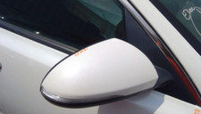 2016-2020 Kia Optima Right Passenger Side View Door Mirror White picture