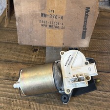 NOS OEM Ford D9UZ-17508-A Windshield Wiper Motor 1975-1987 Econoline/Club Wagon picture