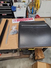 K127-716-5R KENWORTH poly Quarter Fender RH picture