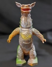 Gyango Ultraman Kaiju Bullmark Reissue Soft Vinyl Figure 24.5cm Japan picture