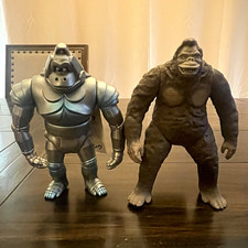 Bandai King Kong & Mecha-Kong Figure Set 1993 Vintage Japan Plastic picture