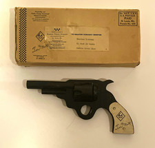 Tom Mix Vintage 1930 Diecast Cap Gun Toy Pistol Revolver w/ Box picture