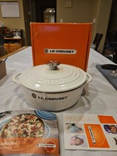 Le Creuset Cast Iron 2.75 Quart Shallow Round Dutch Oven, Blanc Shiny White -NEW picture