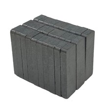 Ceramic Magnets 1 3/5