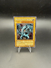Konami Yu-Gi-Oh Blue-Eyes White Dragon BPT-003 2002 Tin Secret Rare Foil picture