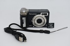 Fujifilm FinePix E900 Black Compact Digital Camera 4x Optical Zoom 9MP - TESTED picture