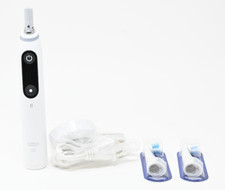 Oral-B iO Series 7  Rechargeable Connected Electric Toothbrush - White picture