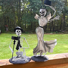 Pier 1 Rare Skeleton Bride/Groom Tealight Holder w/ Top Hat/Tierra Halloween picture