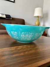 Vtg. 444 PYREX TURQUOISE Blue Amish Butterprint Cinderella 4 Qt Mixing Bowl picture