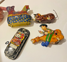 Antique wind-up toy set from around 1930s - 1950s picture