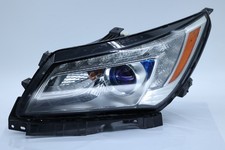 14-16 Buick Lacrosse Drivers Side Headlight Assembly XENON HID 26264990 OEM picture